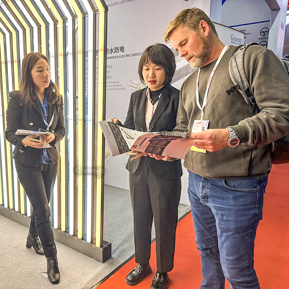 LED освещение для автосервиса