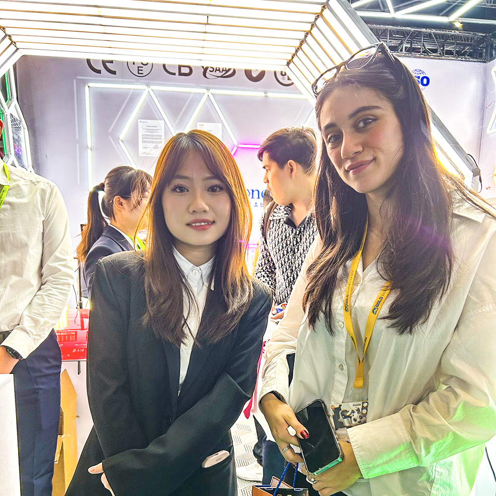 أضواء LED هندسية