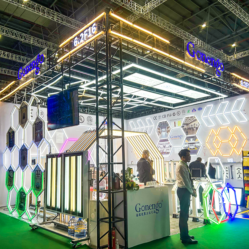 أضواء LED متعددة الأضلاع