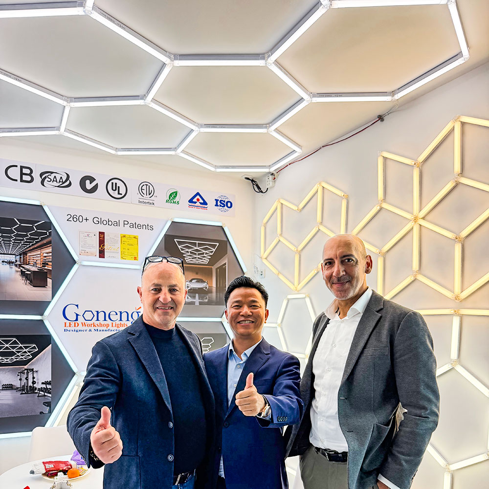 أضواء LED هندسية