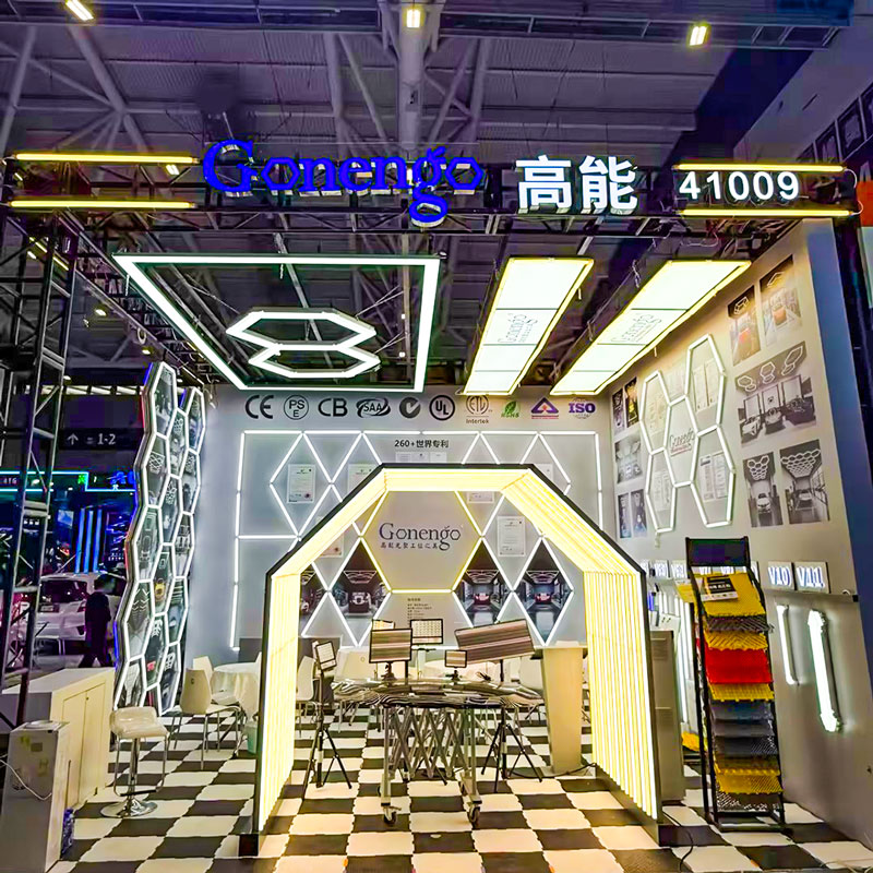 honeycomb-LED-light-for-car-workshop