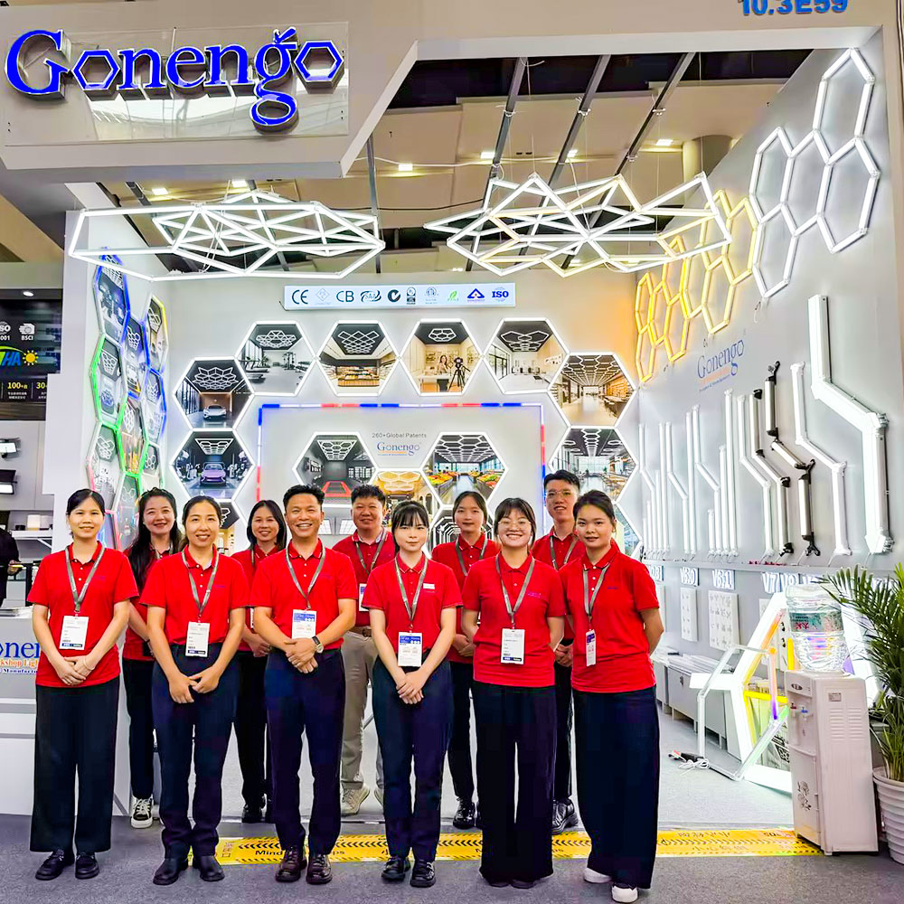 أضواء LED هندسية
