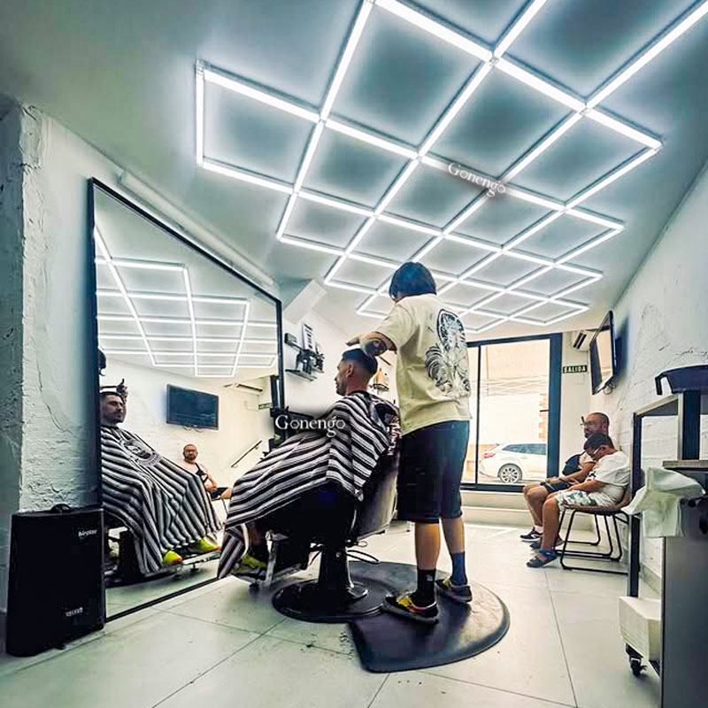 مصابيح LED بتصميم ماسي