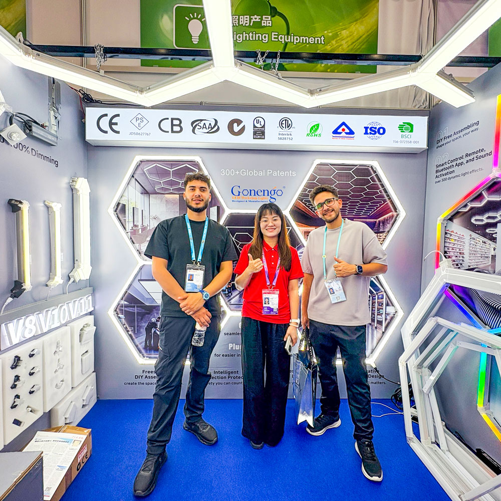 Шестиугольные LED-светильники